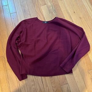 Uniqlo sweater